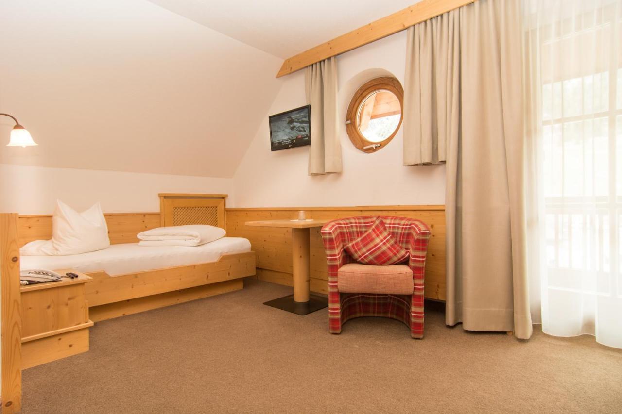 Hotel Montana Ишгль Экстерьер фото